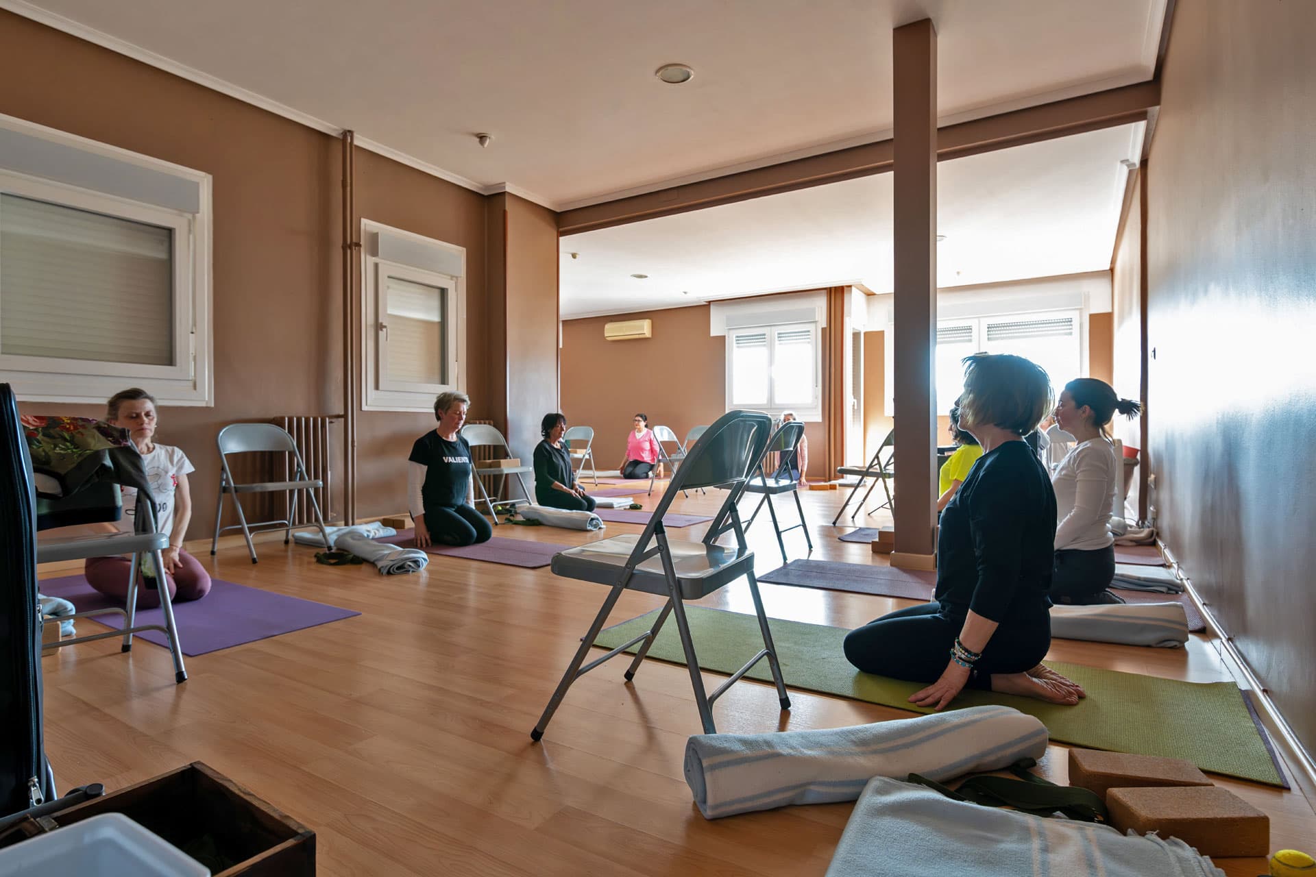 Te invito a experimentar cómo estas clases de yoga pueden transformar tu vida
